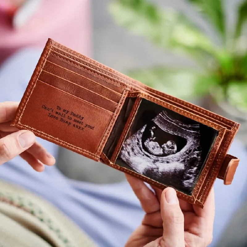 Wallet for Shoppers for Buying-Dad-to-be Leather Wallet with Baby Scan