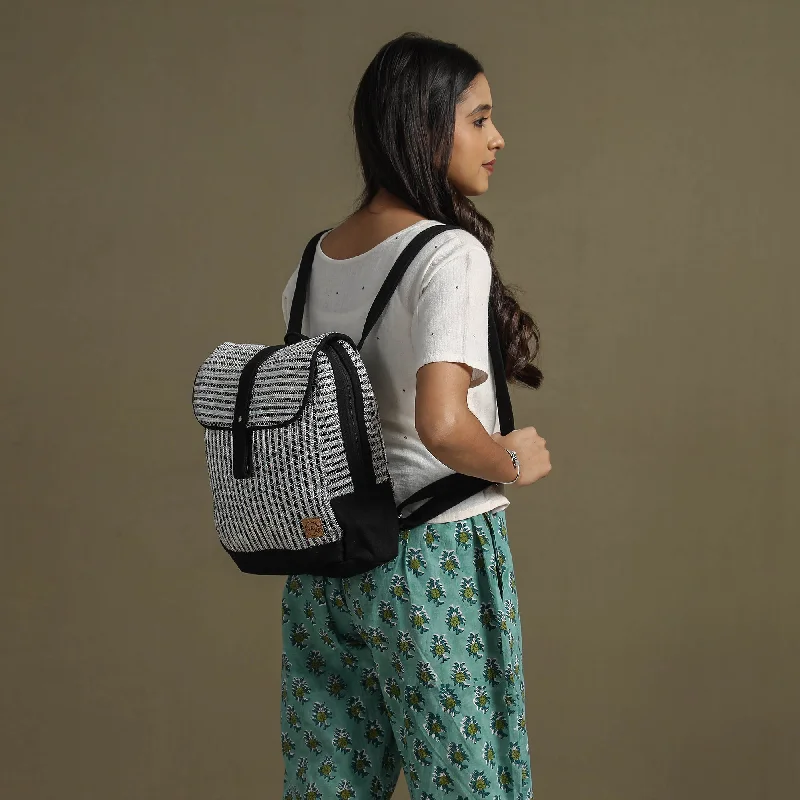 Shoulder bags designed for pets with cozy space -Grey - Upcycled Weave Handcrafted Mini Backpack