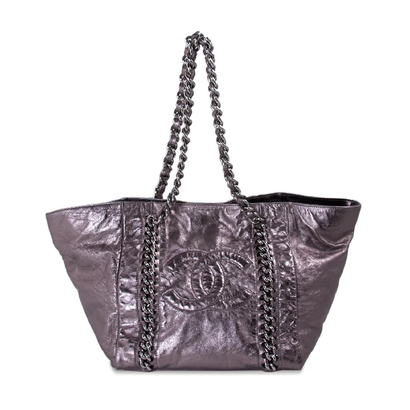 Shoulder bags with pull ties for casual ease -Chanel Large Modern Chain E/W Tote