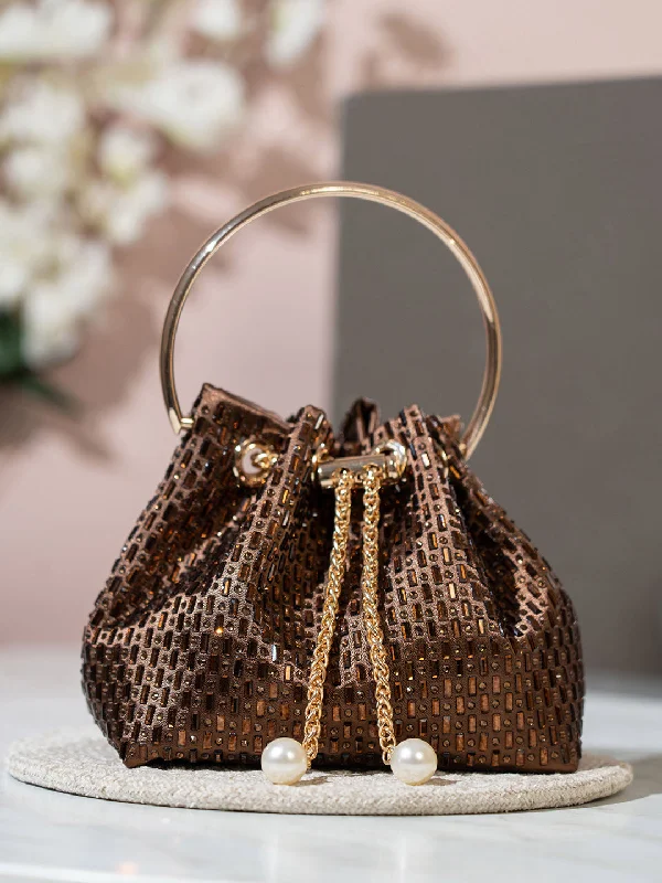 Woven straw tote bags for summer days, beach trips, or casual outings -Womens Bronze Embellished Pouch Potli