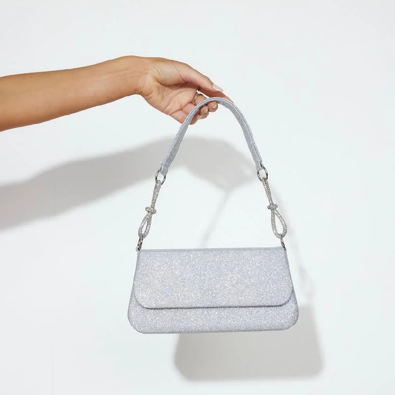 Trendy geometric handle bags with sharp lines and angles for modern appeal -Isla Shoulder Bag in Silver